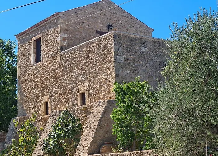 Pyrgos 1869 With Private Pool