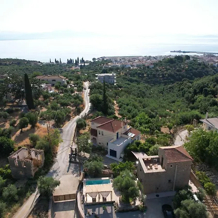 Semesterbostad Pyrgos 1869 With Private Pool Gytheio